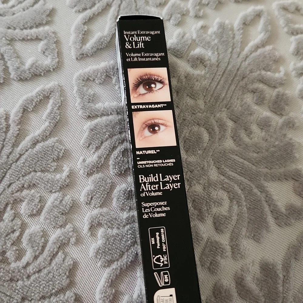 Laura Mercier, Caviar Extravagant Mascara, Black